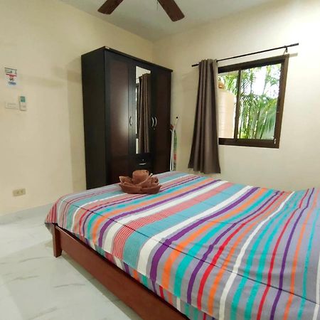 Corner Villa - Pattaya Holiday House Walking Street 4 Bedrooms المظهر الخارجي الصورة