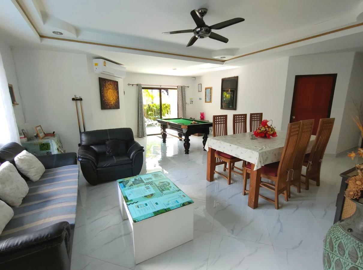 Corner Villa - Pattaya Holiday House Walking Street 4 Bedrooms المظهر الخارجي الصورة
